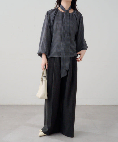 B 透感格紋 蝴蝶結設計 襯衫