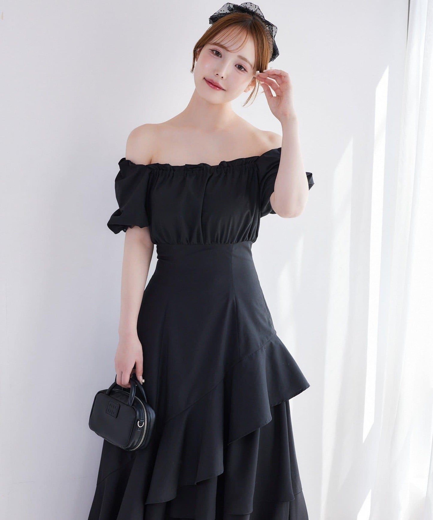 不對稱下襬層疊長款連衣裙