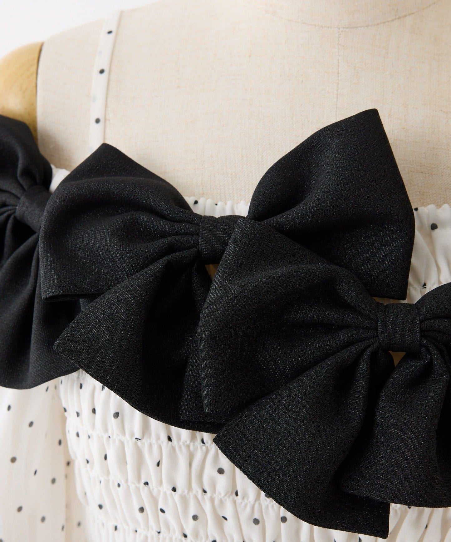 褶皺蝴蝶結設計 襯衫