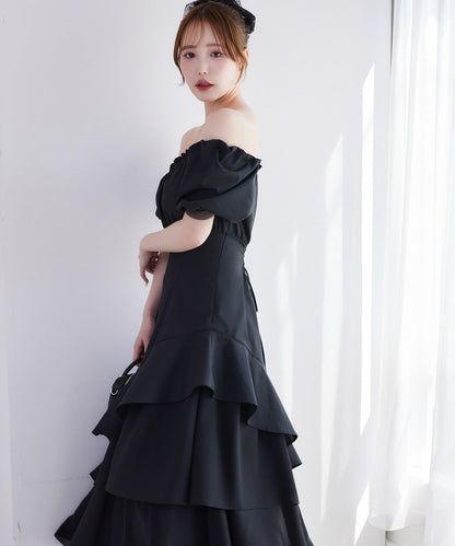 不對稱下襬層疊長款連衣裙