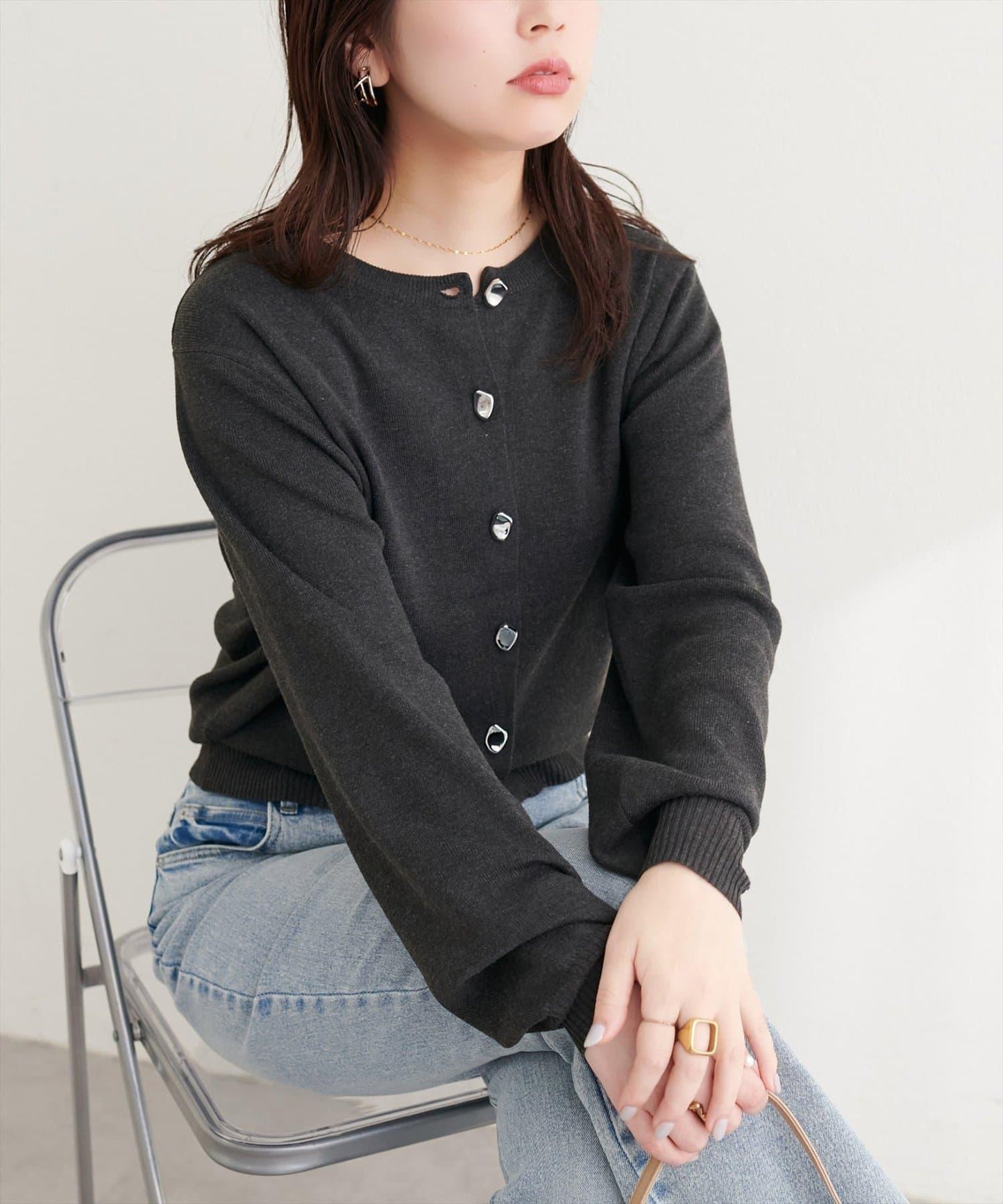 再生聚酯質感紐扣開衫