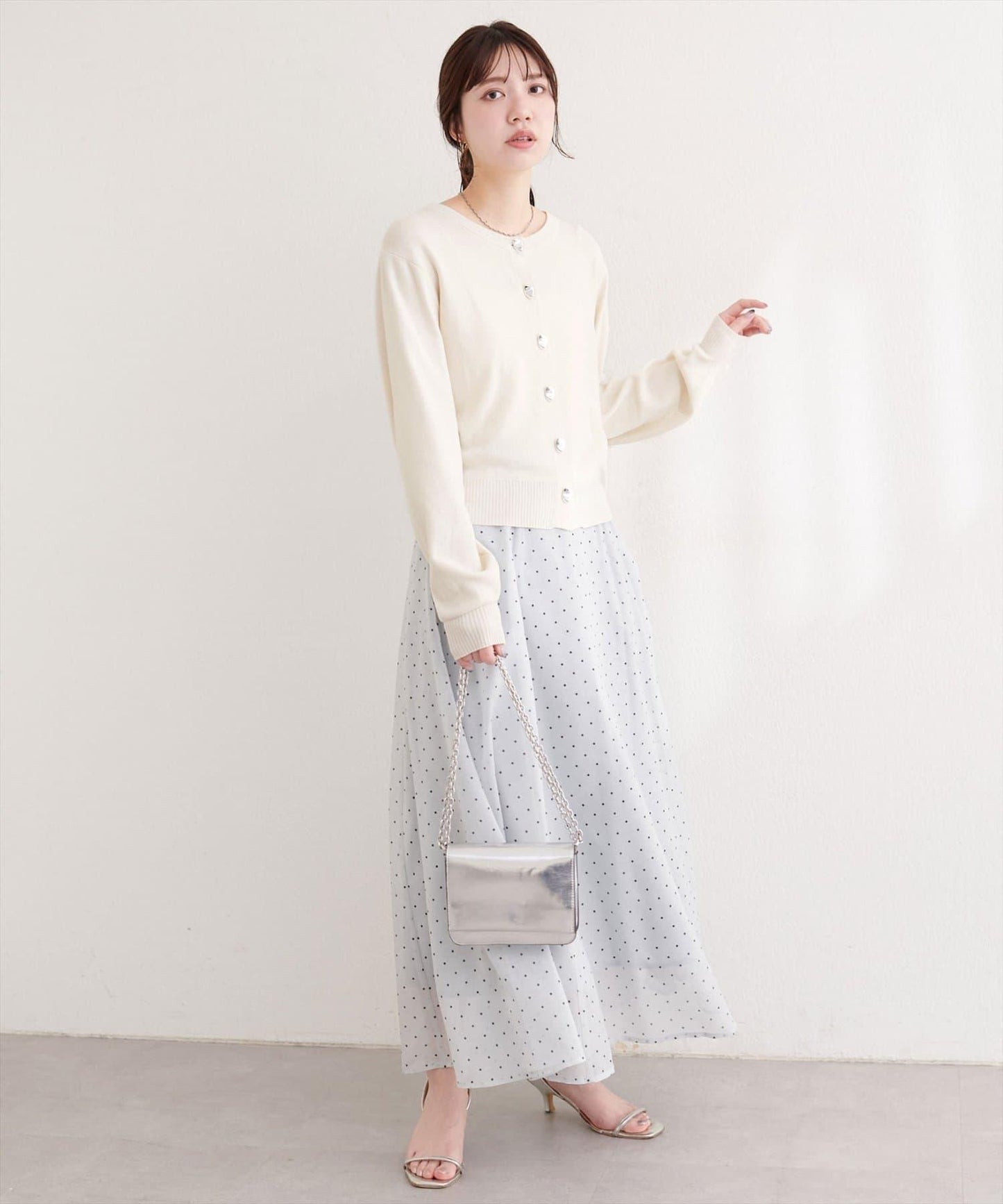 再生聚酯質感紐扣開衫