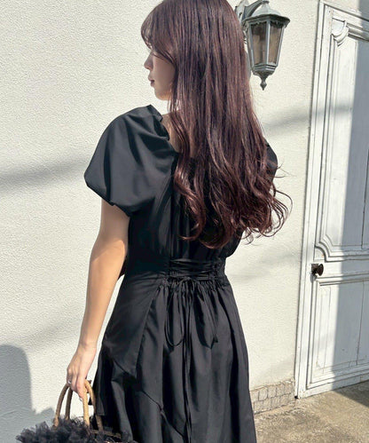 不對稱下襬層疊長款連衣裙