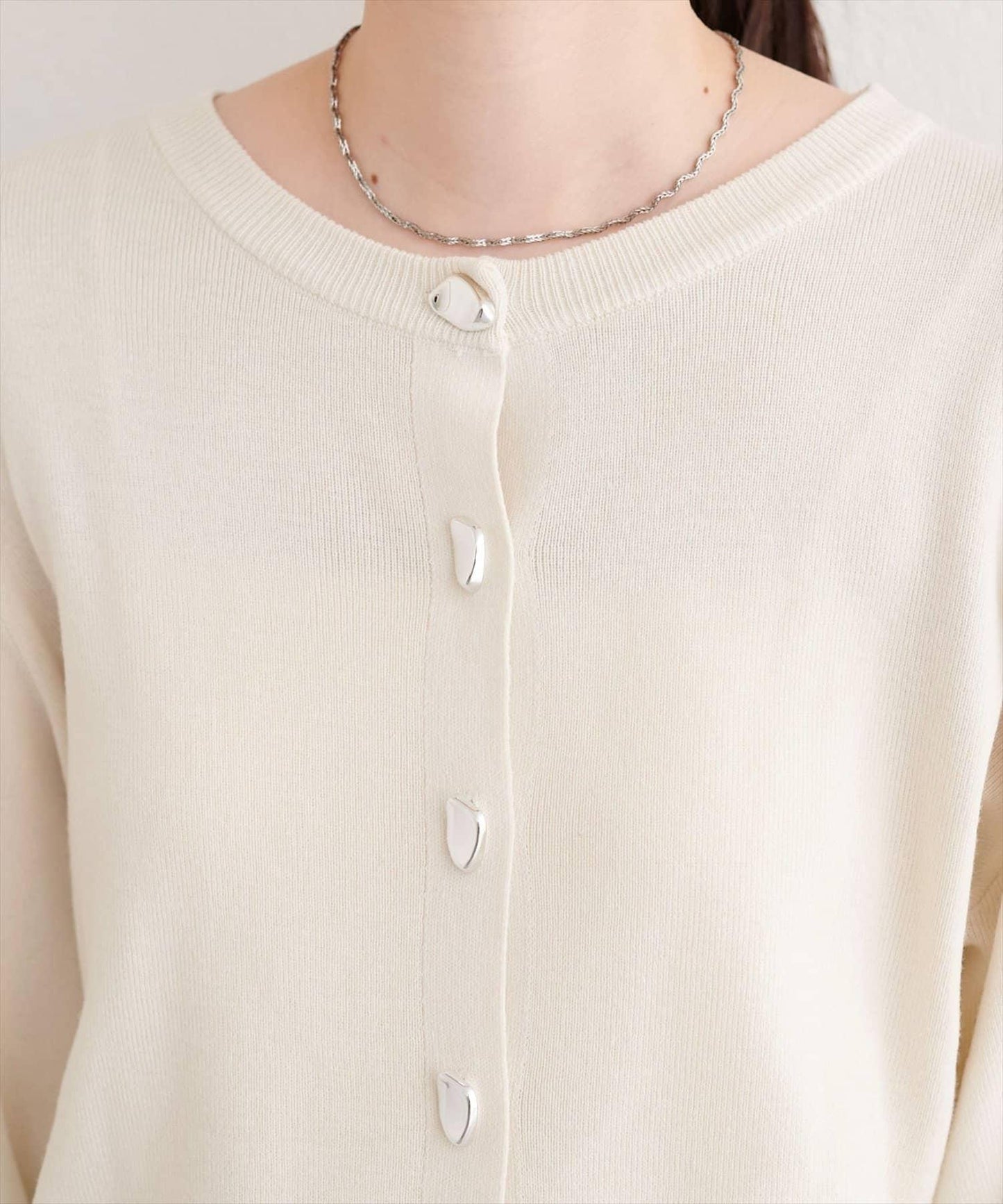 再生聚酯質感紐扣開衫