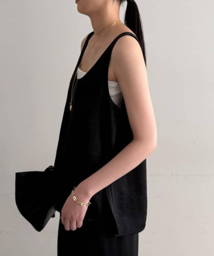 2WAY無袖緞面長款上衣