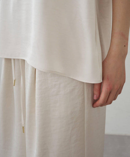 2WAY無袖緞面長款上衣