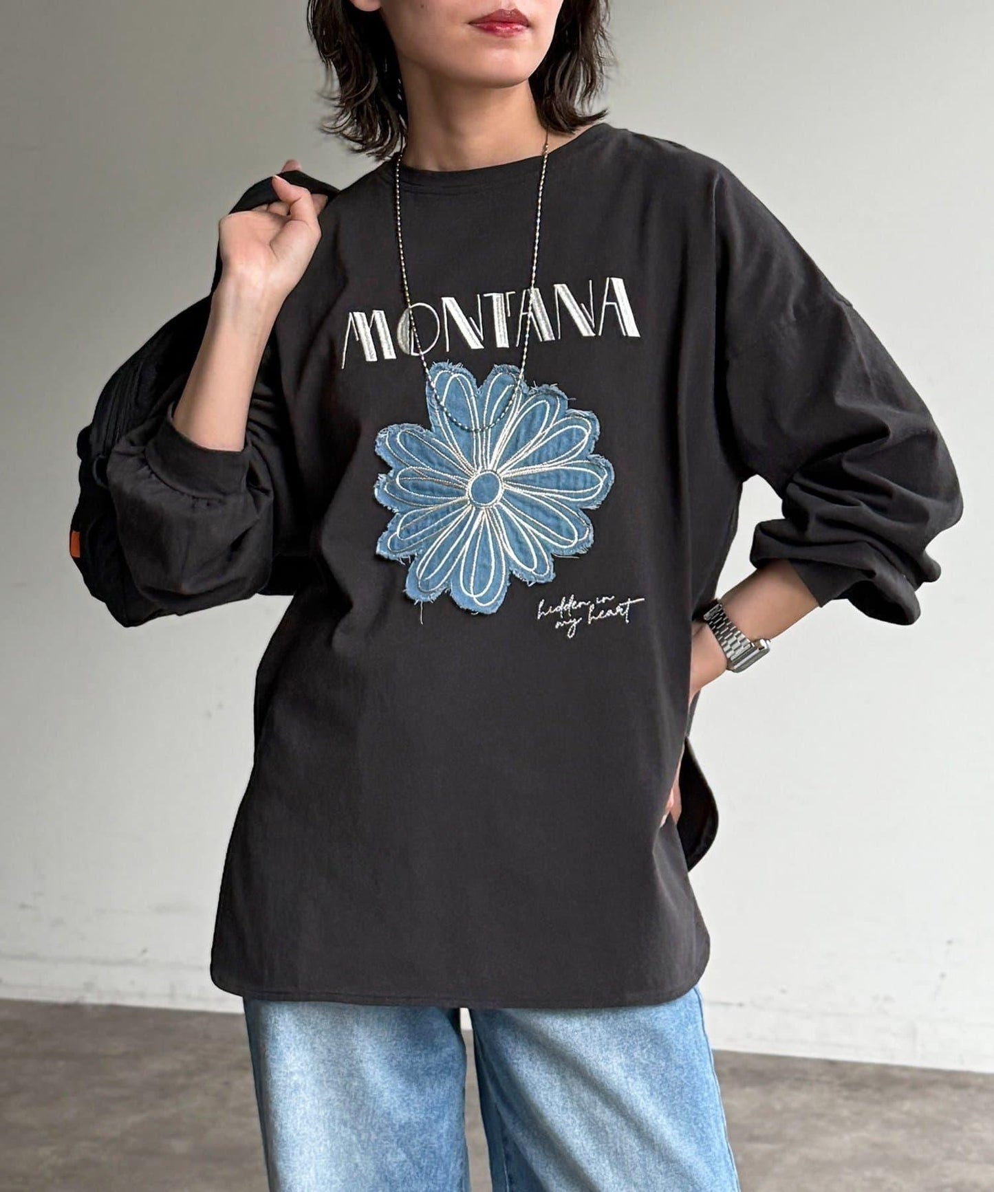 線花刺繡貼章長袖T恤