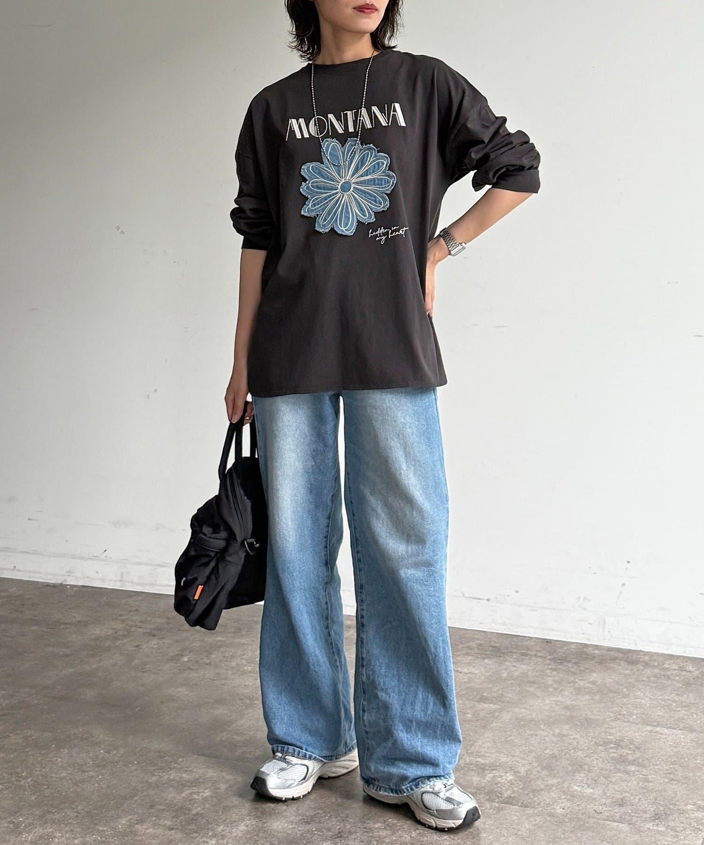 線花刺繡貼章長袖T恤