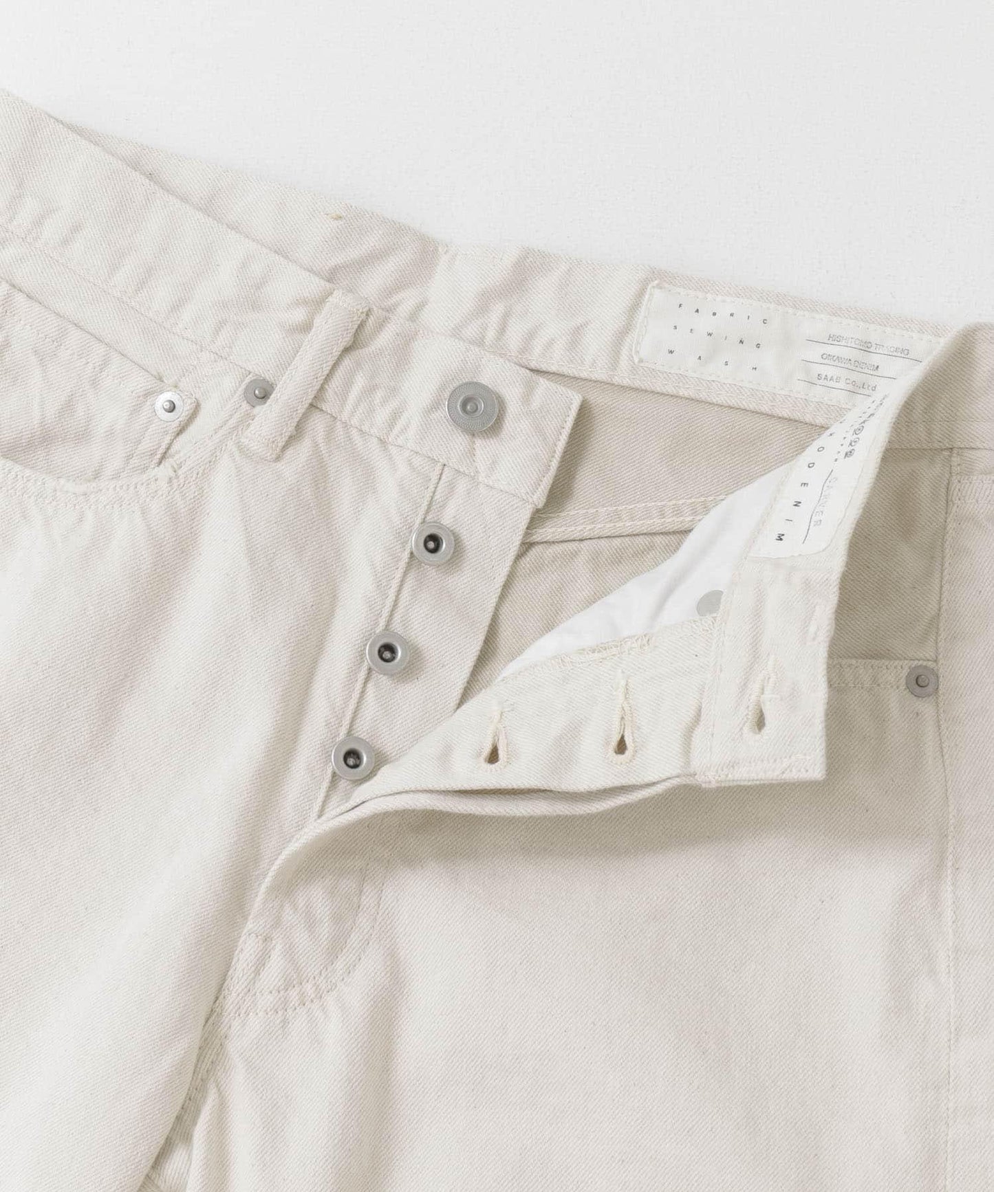 KURO CARVER OFF WHITE VW001