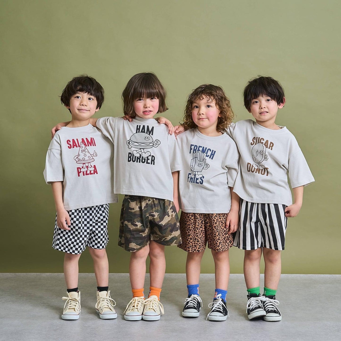 彈力舒適好活動 多款滿版印花 四分丈短褲