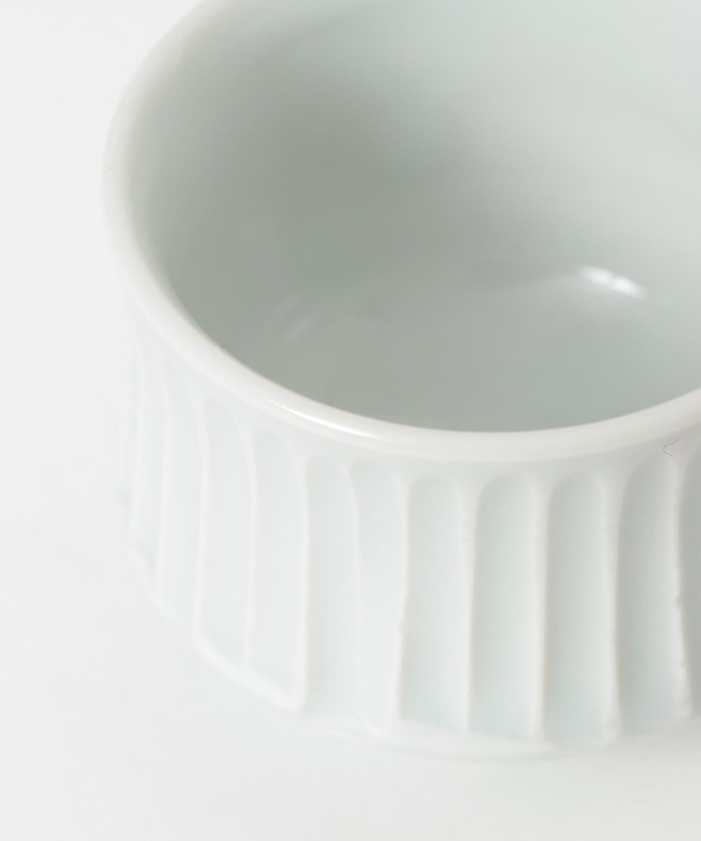 白磁工房 白瓷清酒杯