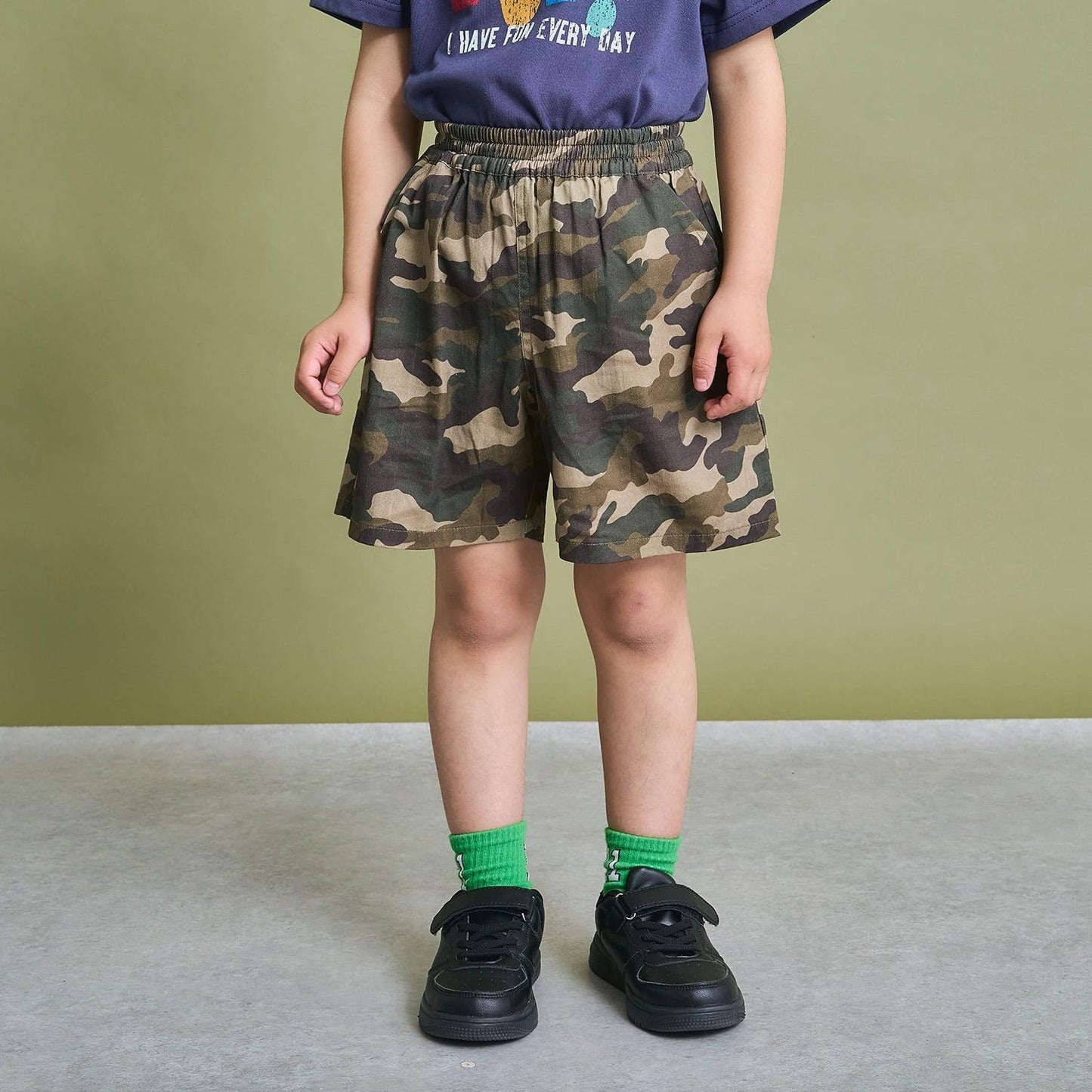 彈力舒適好活動 多款滿版印花 四分丈短褲