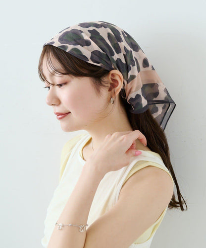 多色方格圖案絲巾