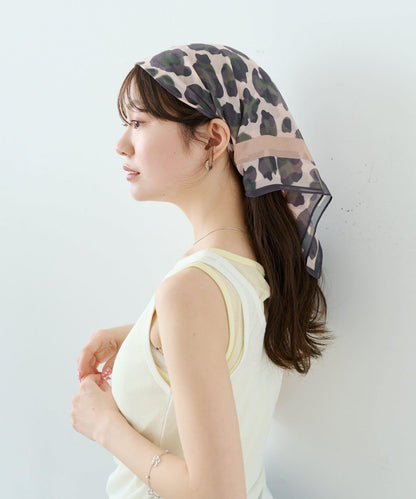 多色方格圖案絲巾