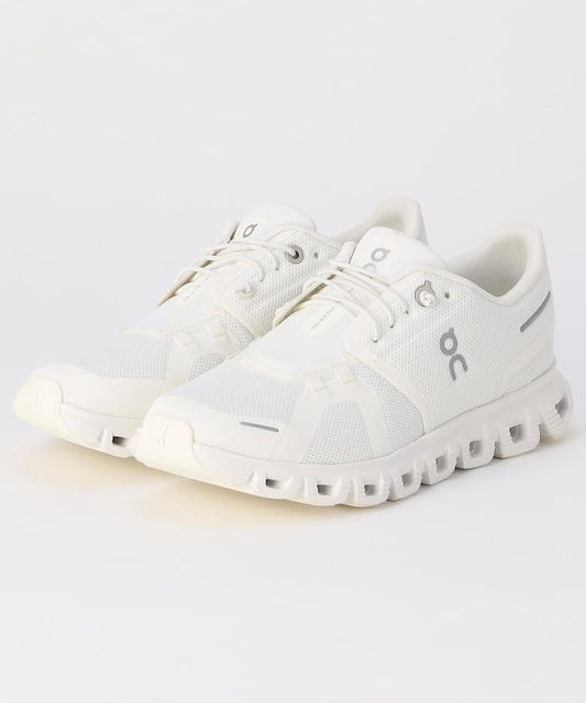 尺碼23.5-24.5cm Cloud 6 鞋