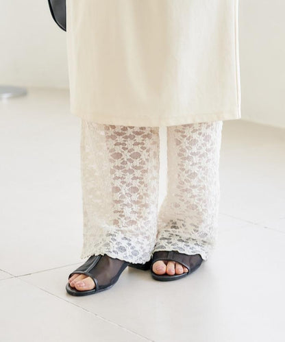 花朵蕾絲打底褲＋半身裙套裝