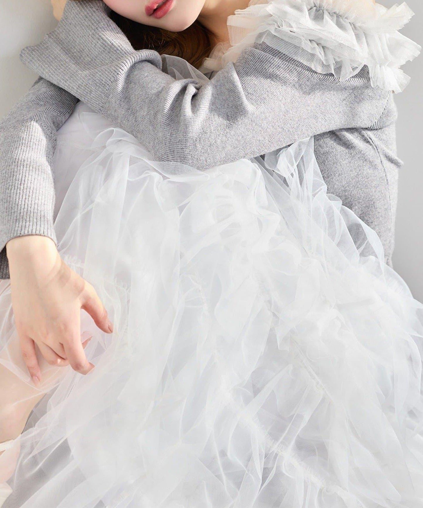 one after another 露肩網紗荷葉邊 針織上衣