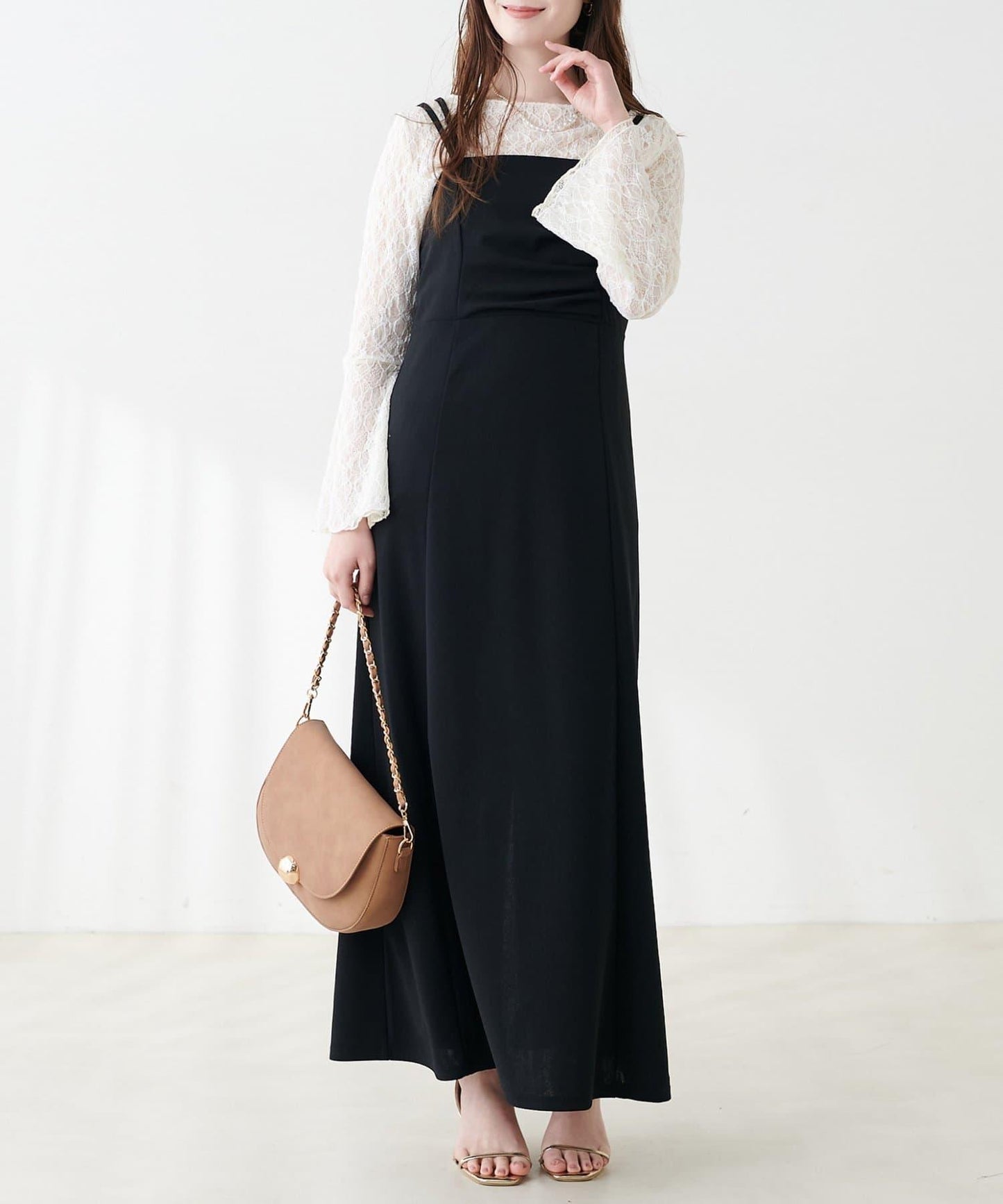 垂墜剪裁吊帶連衣裙