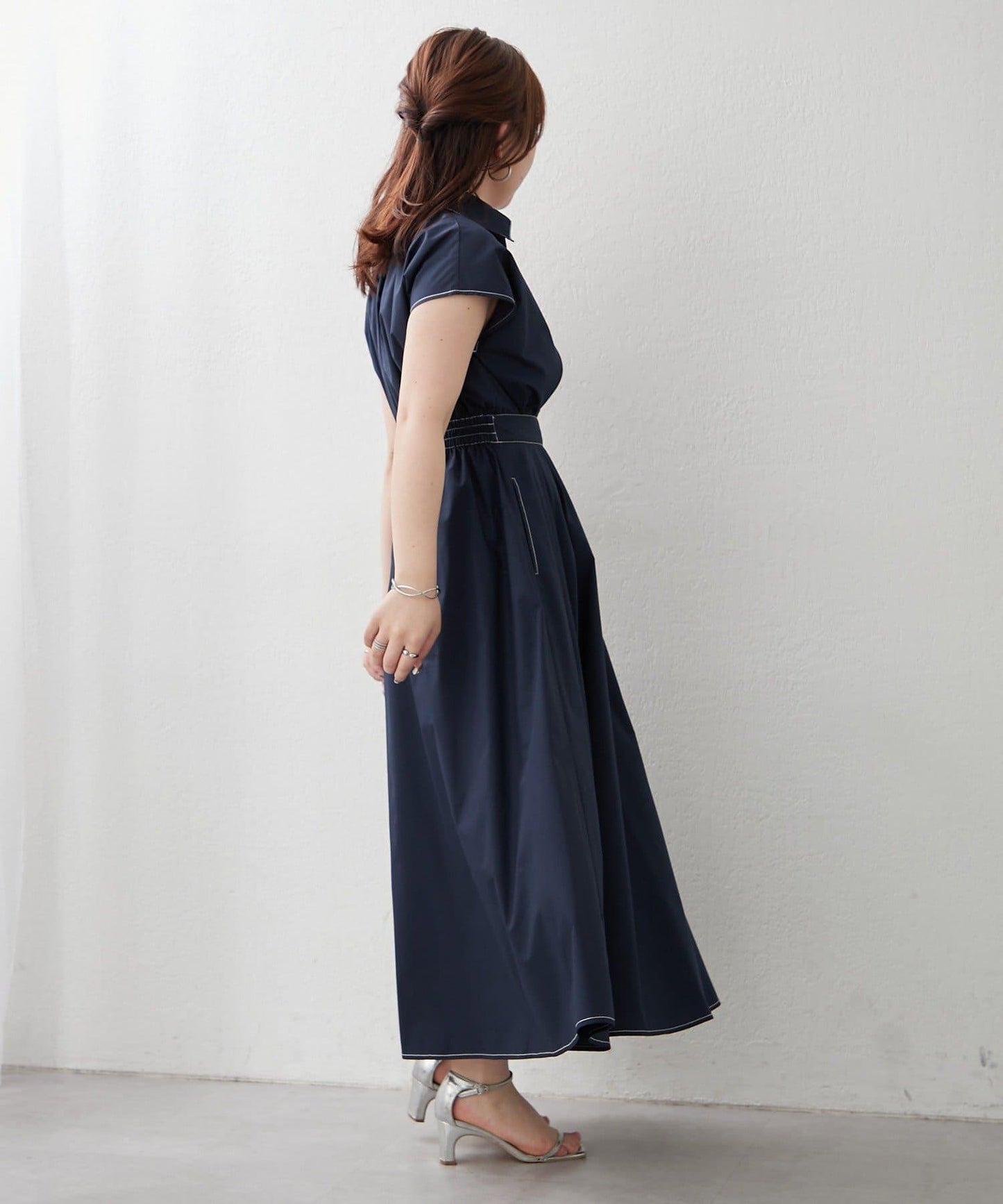 美型剪裁 開襟 法式袖 連衣裙