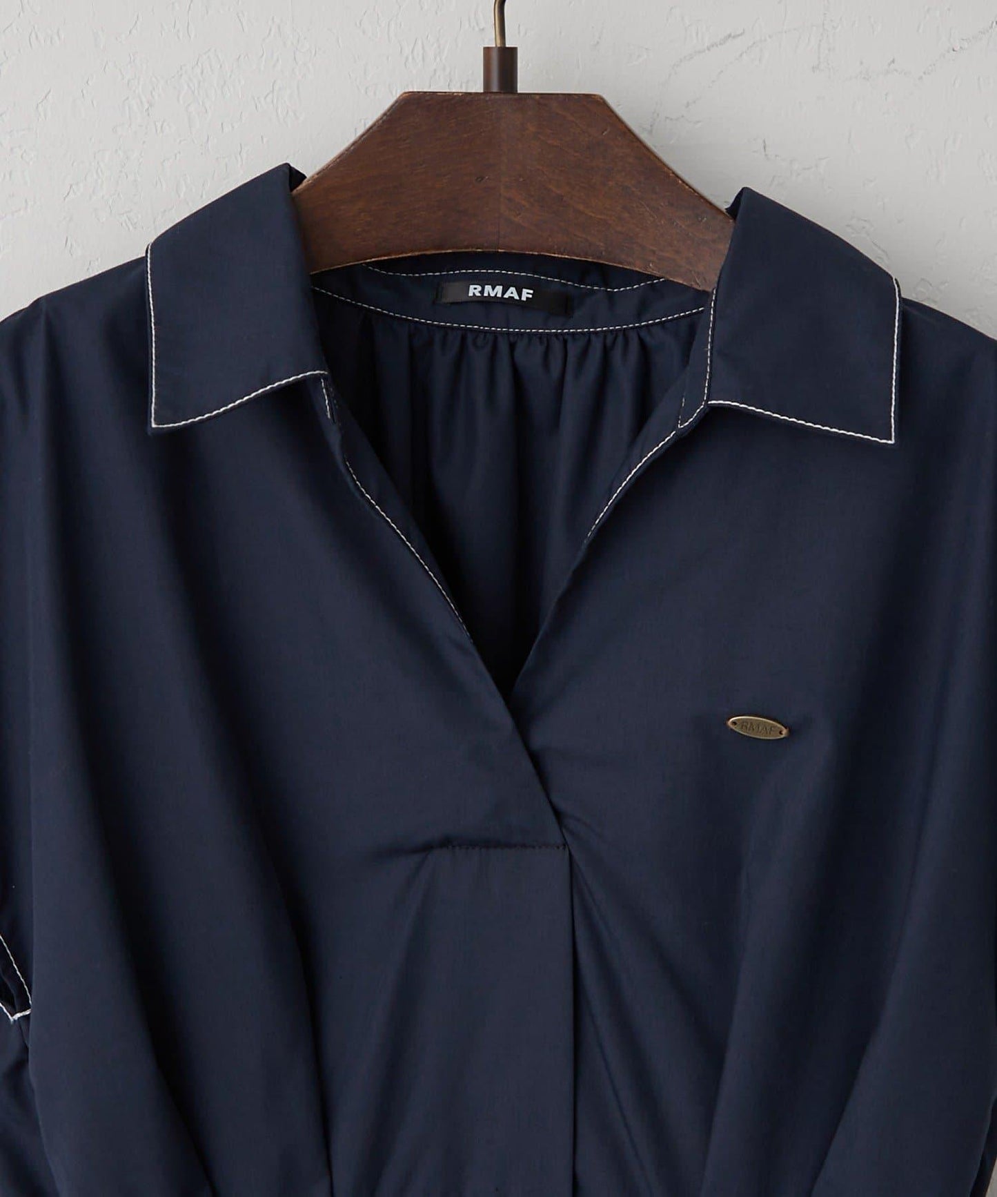 美型剪裁 開襟 法式袖 連衣裙