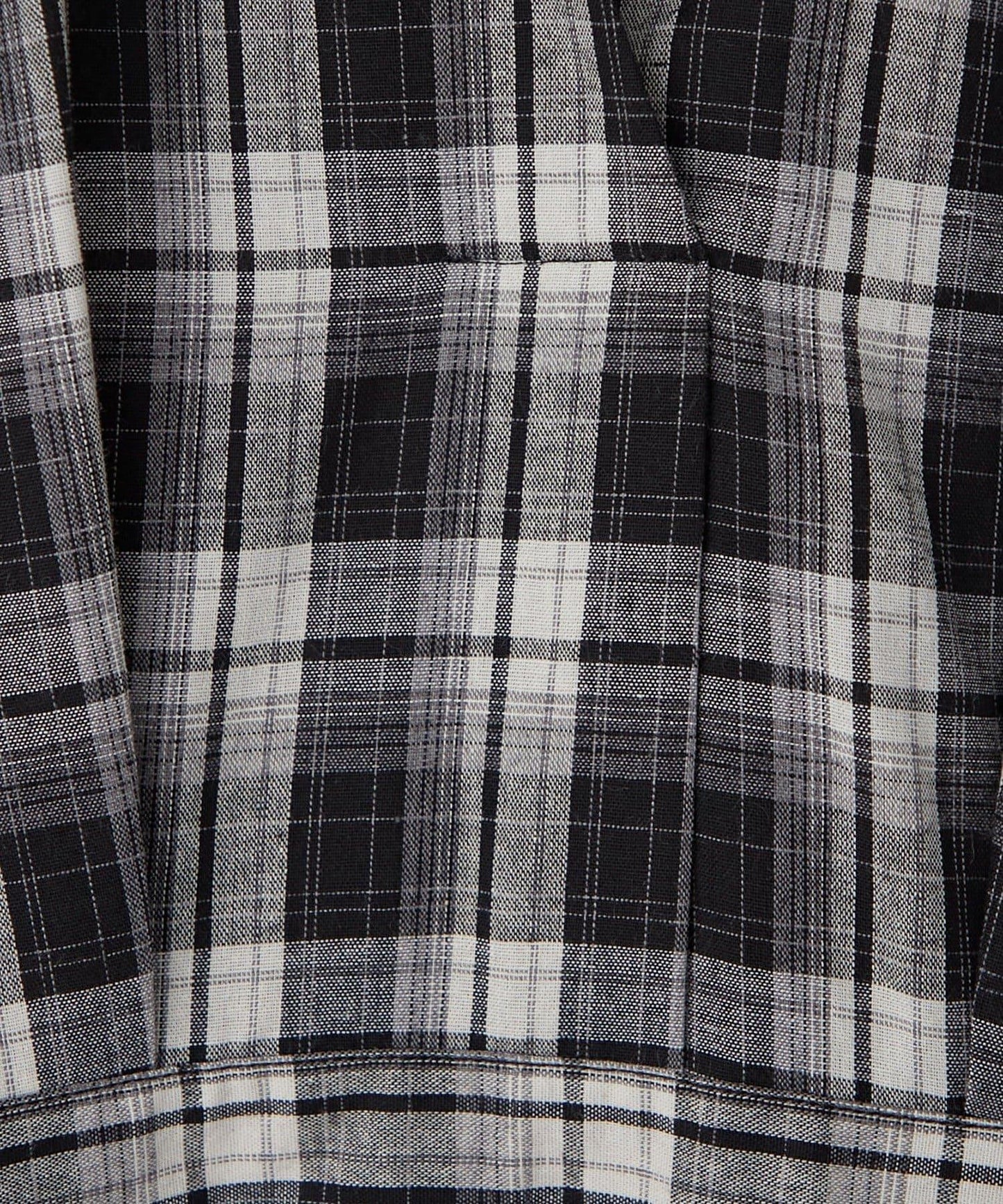 美型剪裁 開襟 法式袖 連衣裙