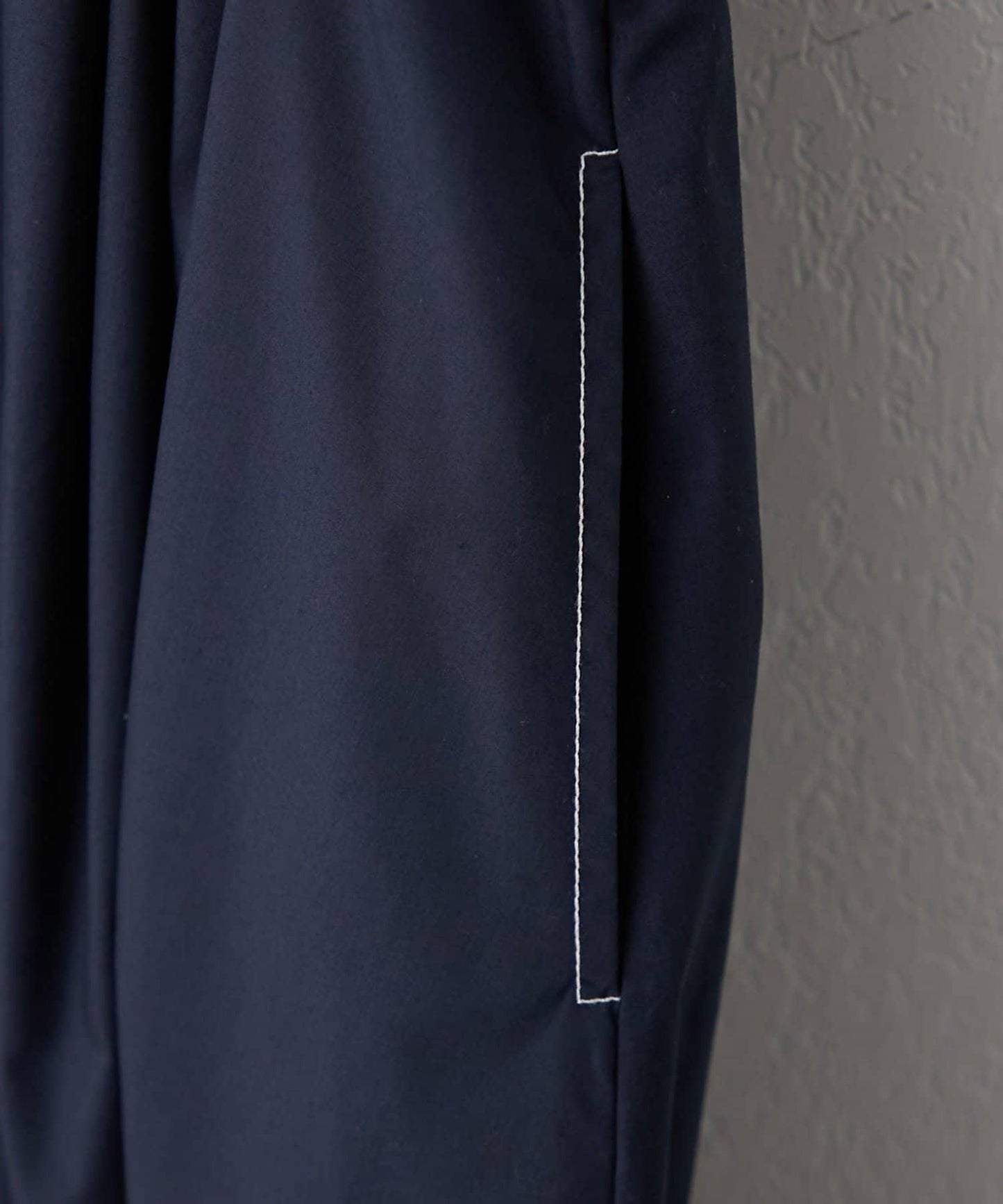 美型剪裁 開襟 法式袖 連衣裙