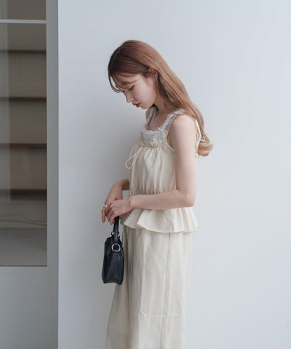 網絡限定 小個子尺碼 兩種尺碼 荷葉邊 吊帶連體褲