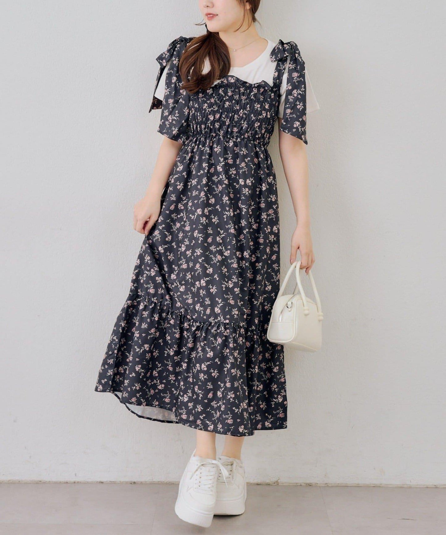 抽褶長款連衣裙