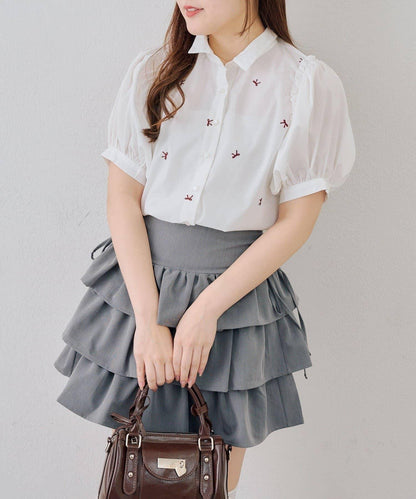 可愛蝴蝶結刺繡襯衫