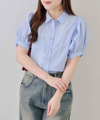 可愛蝴蝶結刺繡襯衫