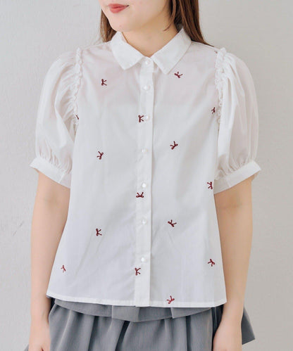 可愛蝴蝶結刺繡襯衫