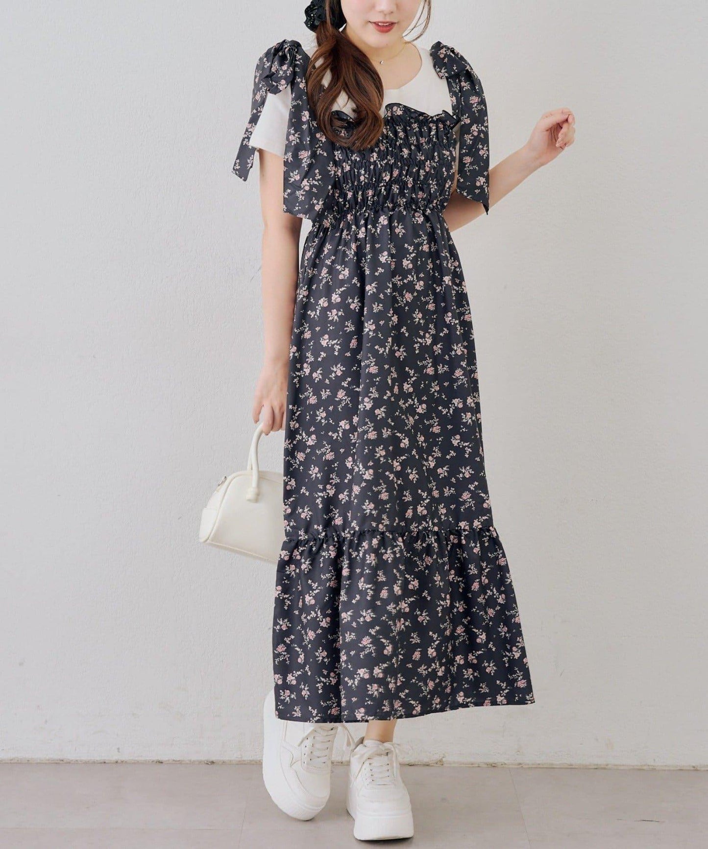 抽褶長款連衣裙