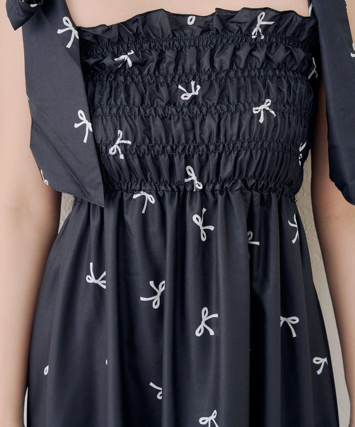 抽褶長款連衣裙