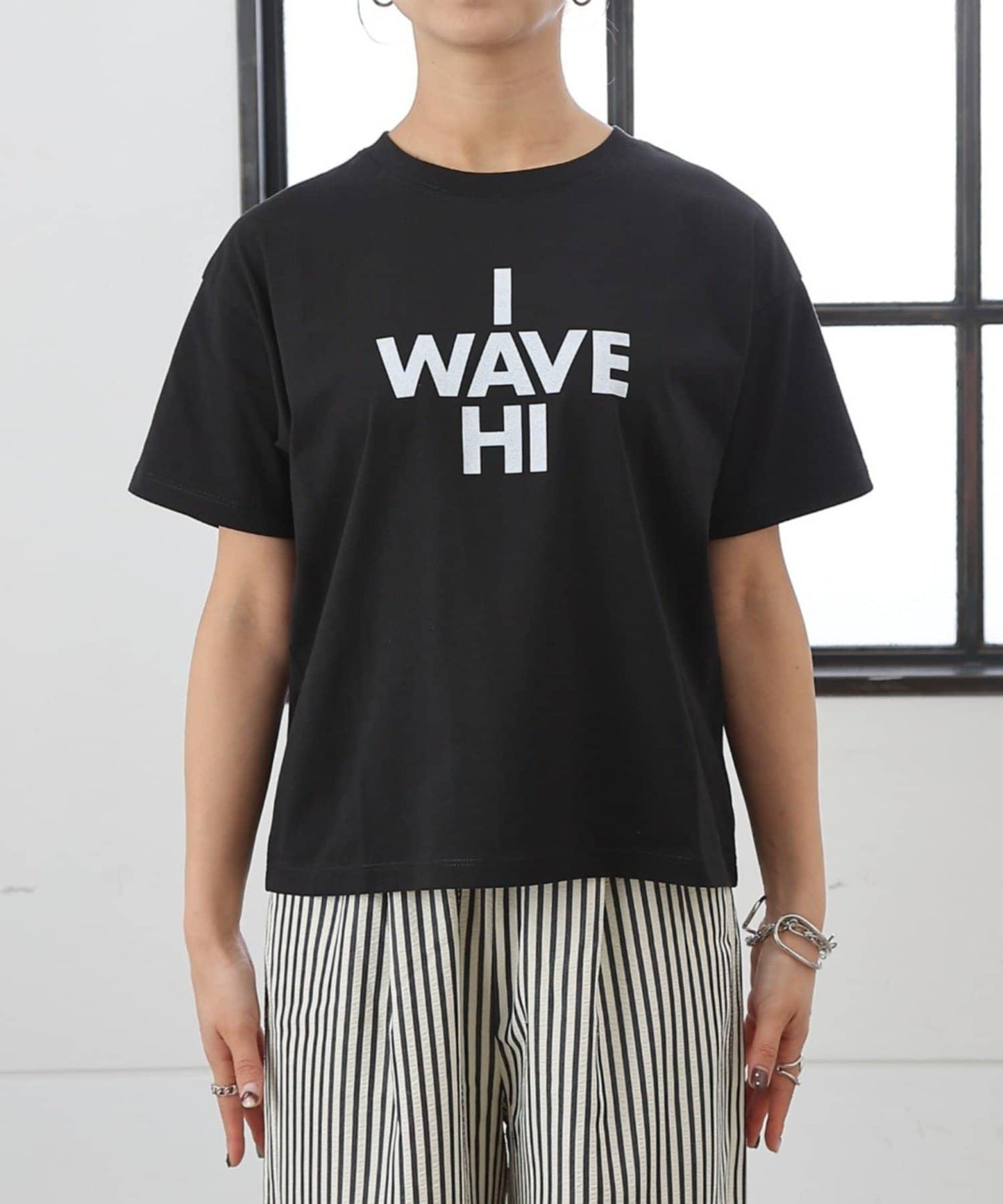 I WAVE HI T恤