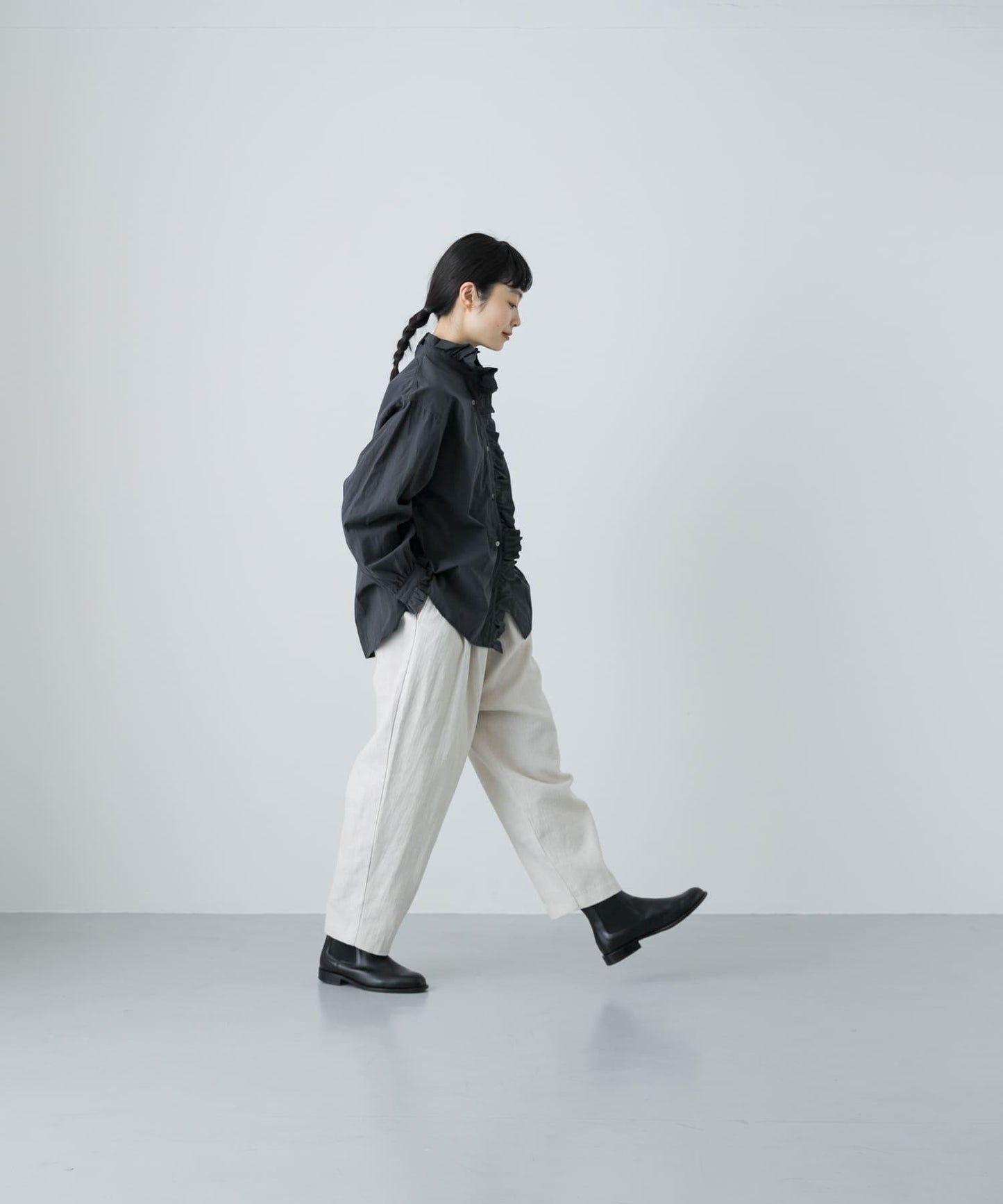 純棉荷葉邊領襯衫