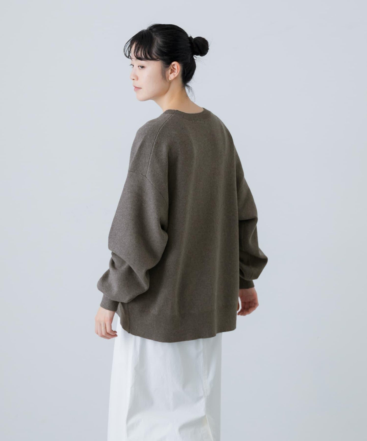 中性棉羊絨順滑針織套頭衫