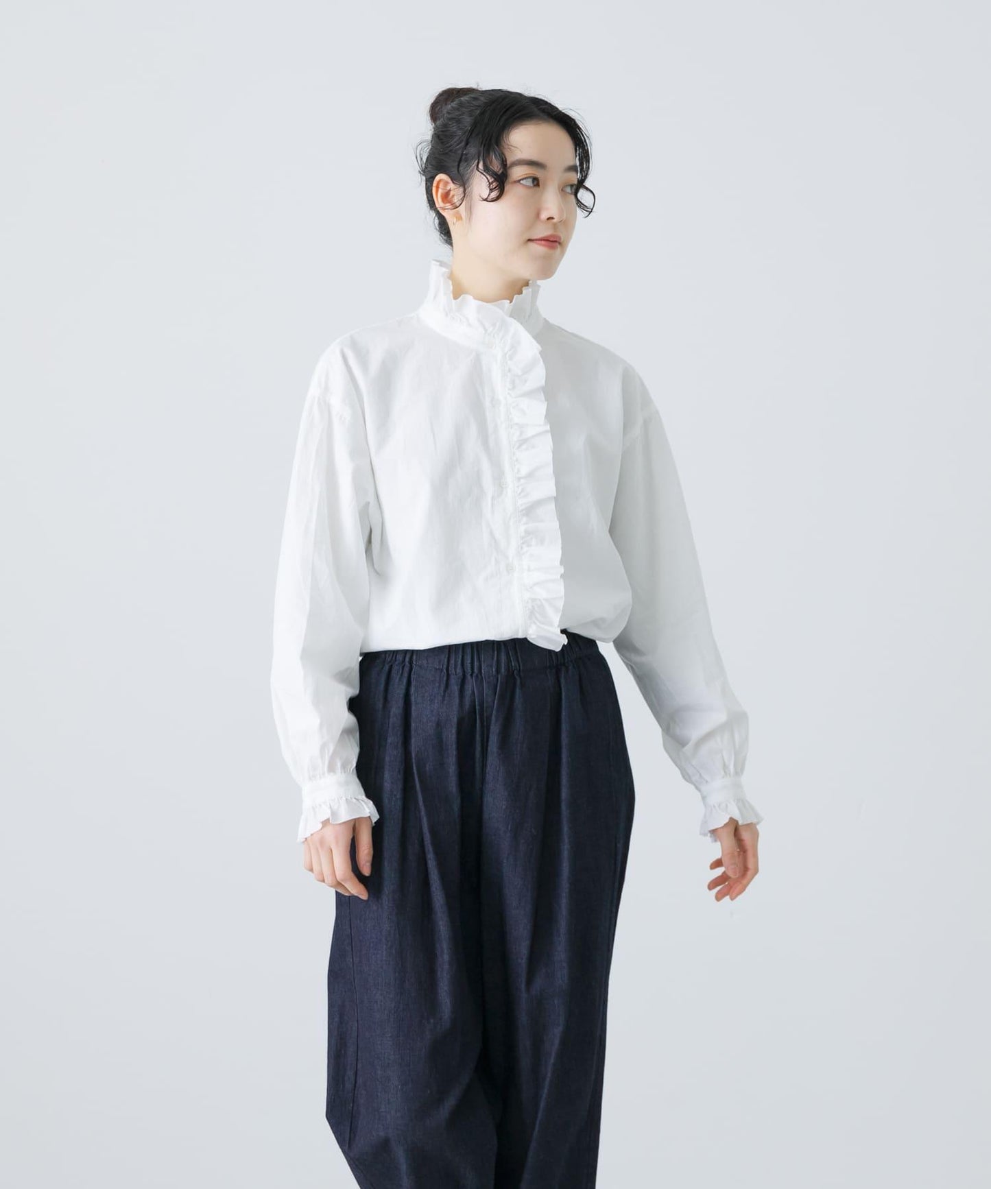 純棉荷葉邊領襯衫