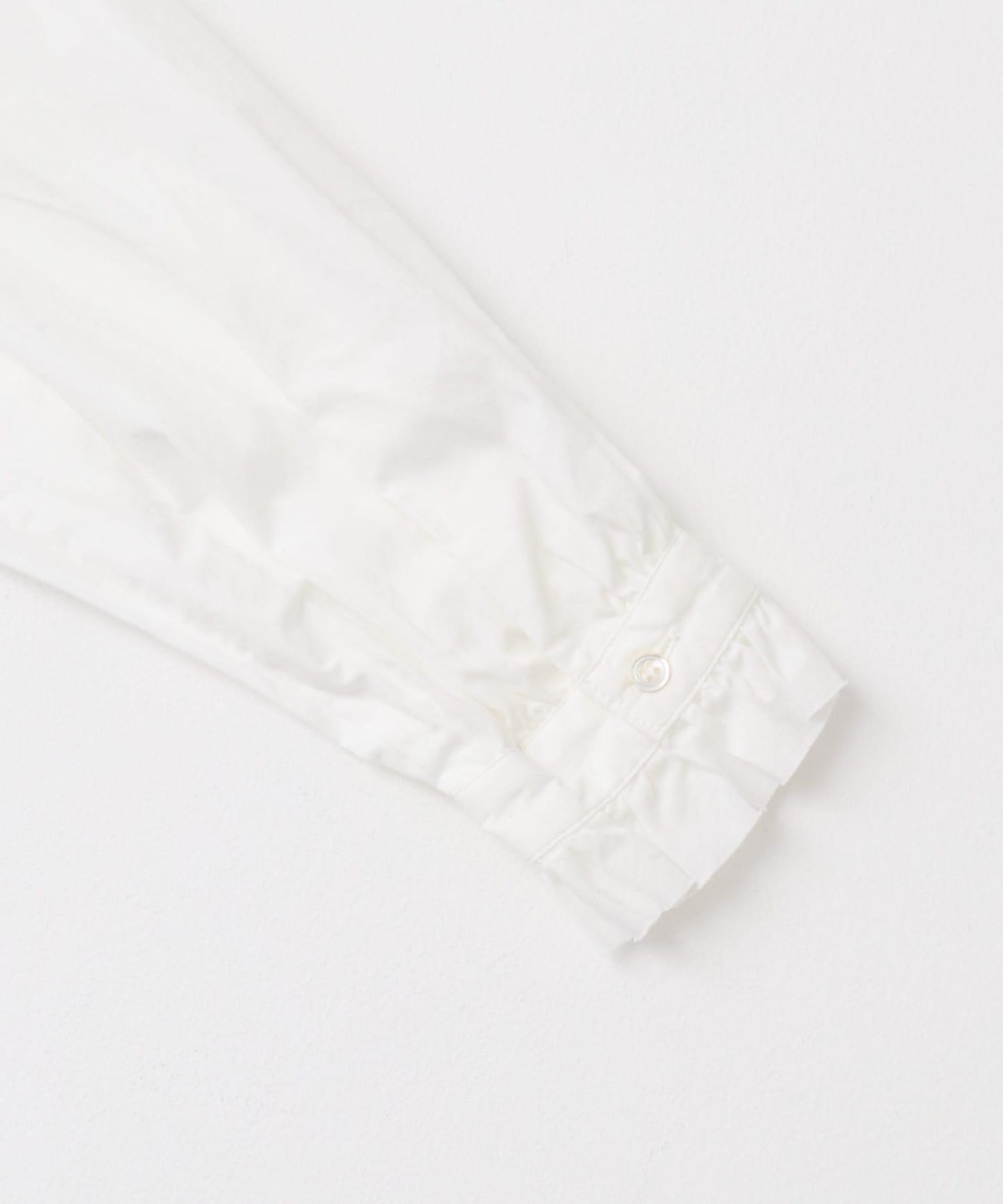 純棉荷葉邊領襯衫