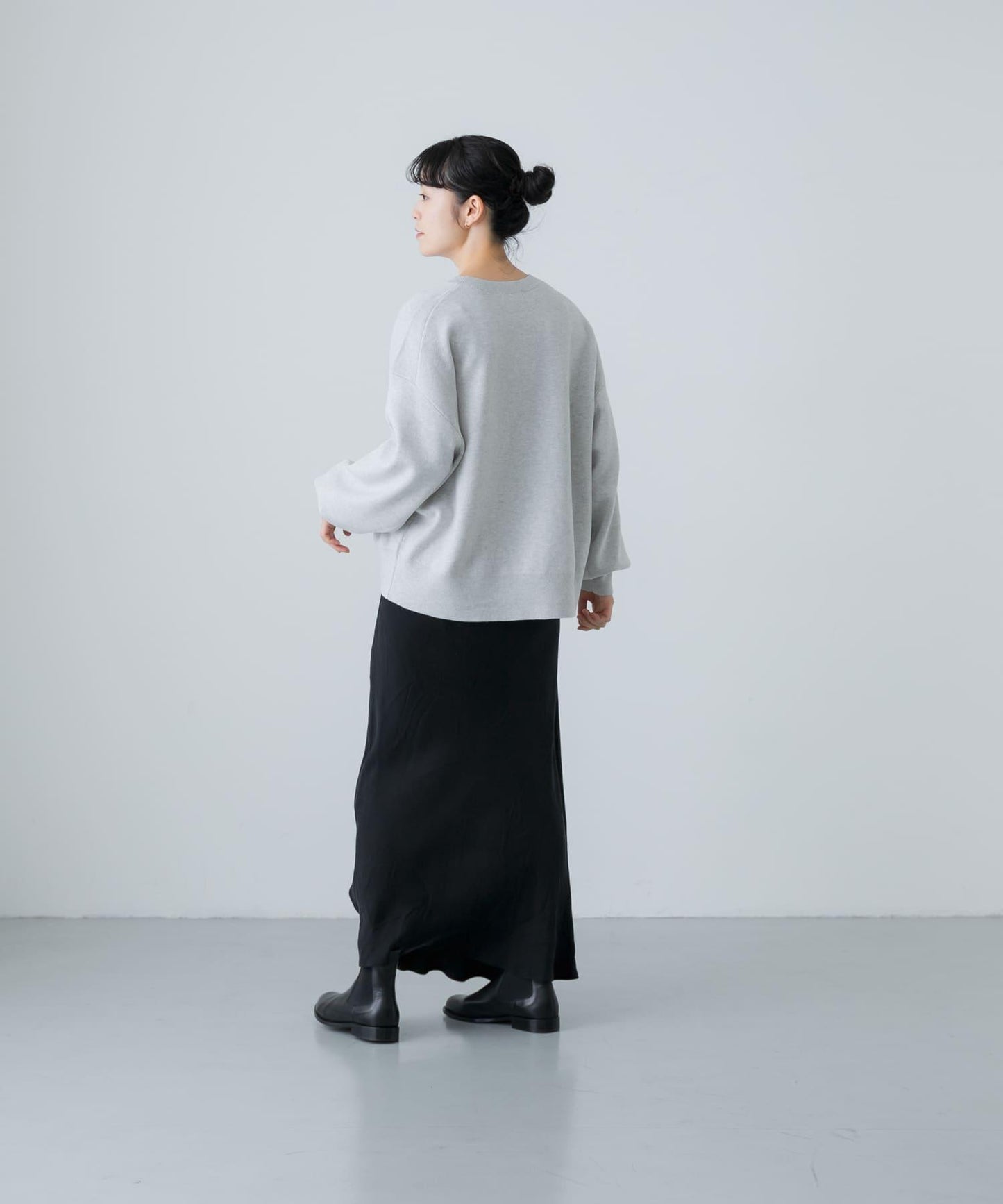 中性棉羊絨順滑針織套頭衫