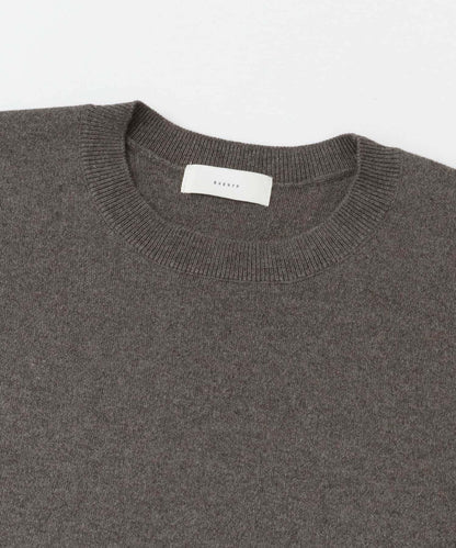 中性棉羊絨順滑針織套頭衫