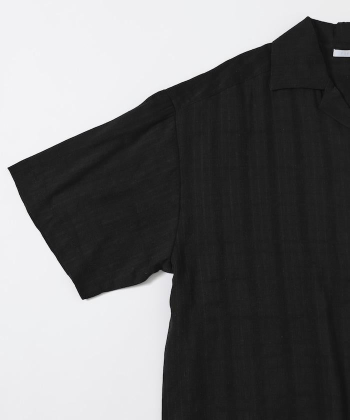 多比織寬鬆版開領短袖襯衫