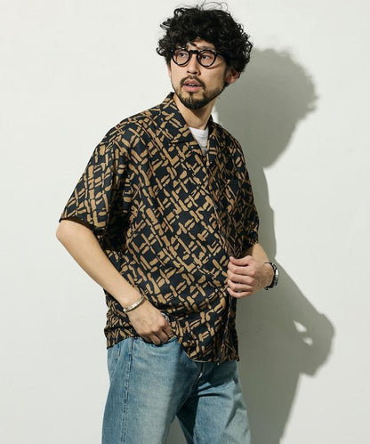 網眼材質 ＋ 寬鬆廓形 ＋ 滿版圖案設計 ＋ 開襟 ＋ 短袖襯衫 最終商品名： 網眼寬鬆廓形滿版圖案開襟短袖襯衫