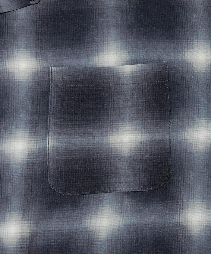 網眼材質 ＋ 寬鬆廓形 ＋ 滿版圖案設計 ＋ 開襟 ＋ 短袖襯衫 最終商品名： 網眼寬鬆廓形滿版圖案開襟短袖襯衫