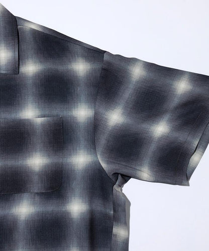 網眼材質 ＋ 寬鬆廓形 ＋ 滿版圖案設計 ＋ 開襟 ＋ 短袖襯衫 最終商品名： 網眼寬鬆廓形滿版圖案開襟短袖襯衫