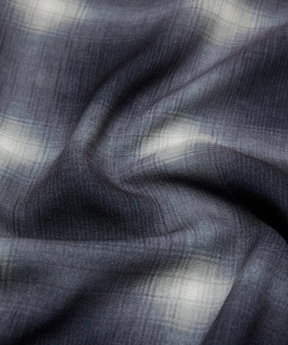 網眼材質 ＋ 寬鬆廓形 ＋ 滿版圖案設計 ＋ 開襟 ＋ 短袖襯衫 最終商品名： 網眼寬鬆廓形滿版圖案開襟短袖襯衫