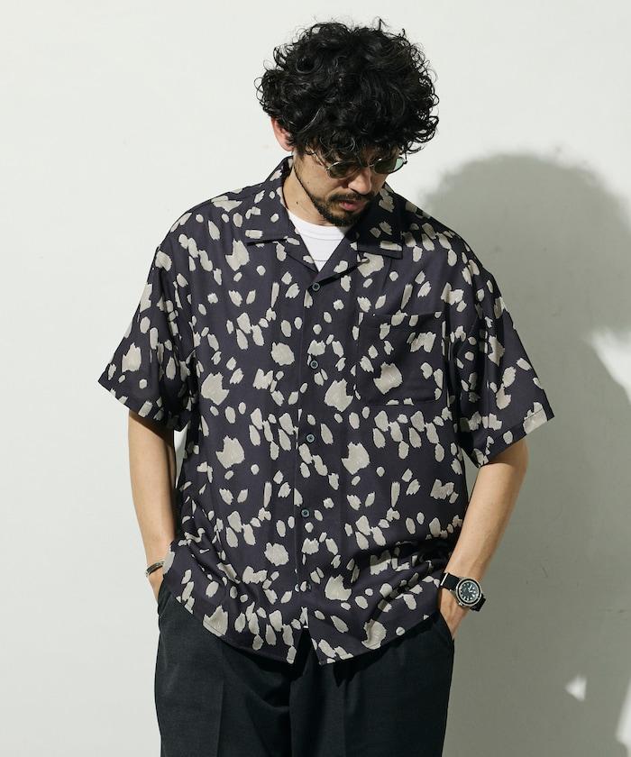 網眼材質 ＋ 寬鬆廓形 ＋ 滿版圖案設計 ＋ 開襟 ＋ 短袖襯衫 最終商品名： 網眼寬鬆廓形滿版圖案開襟短袖襯衫