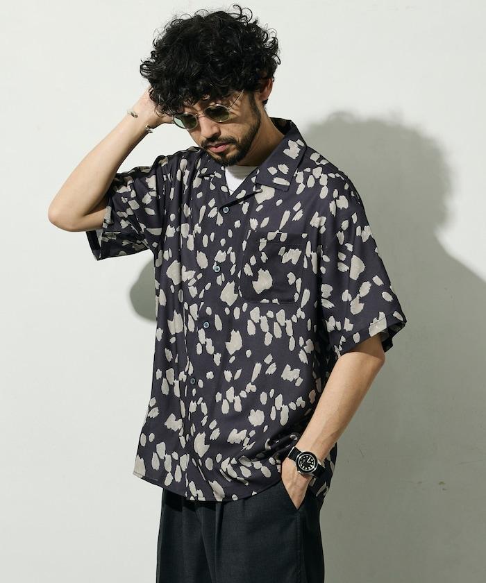 網眼材質 ＋ 寬鬆廓形 ＋ 滿版圖案設計 ＋ 開襟 ＋ 短袖襯衫 最終商品名： 網眼寬鬆廓形滿版圖案開襟短袖襯衫