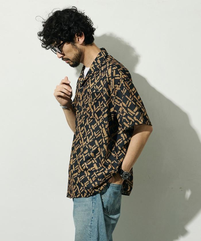 網眼材質 ＋ 寬鬆廓形 ＋ 滿版圖案設計 ＋ 開襟 ＋ 短袖襯衫 最終商品名： 網眼寬鬆廓形滿版圖案開襟短袖襯衫