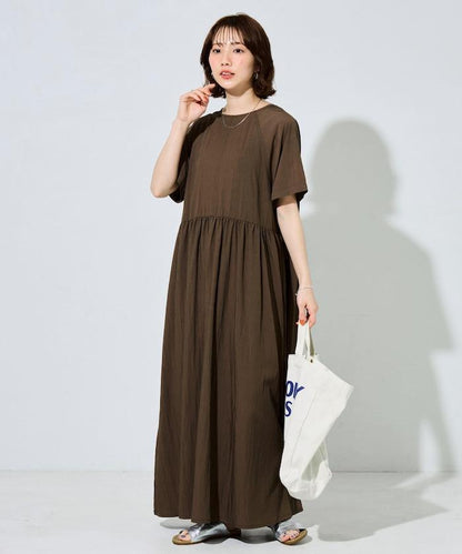 尼龍皺感 拼接層疊 輕盈面料 連衣裙