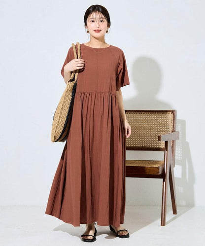 尼龍皺感 拼接層疊 輕盈面料 連衣裙